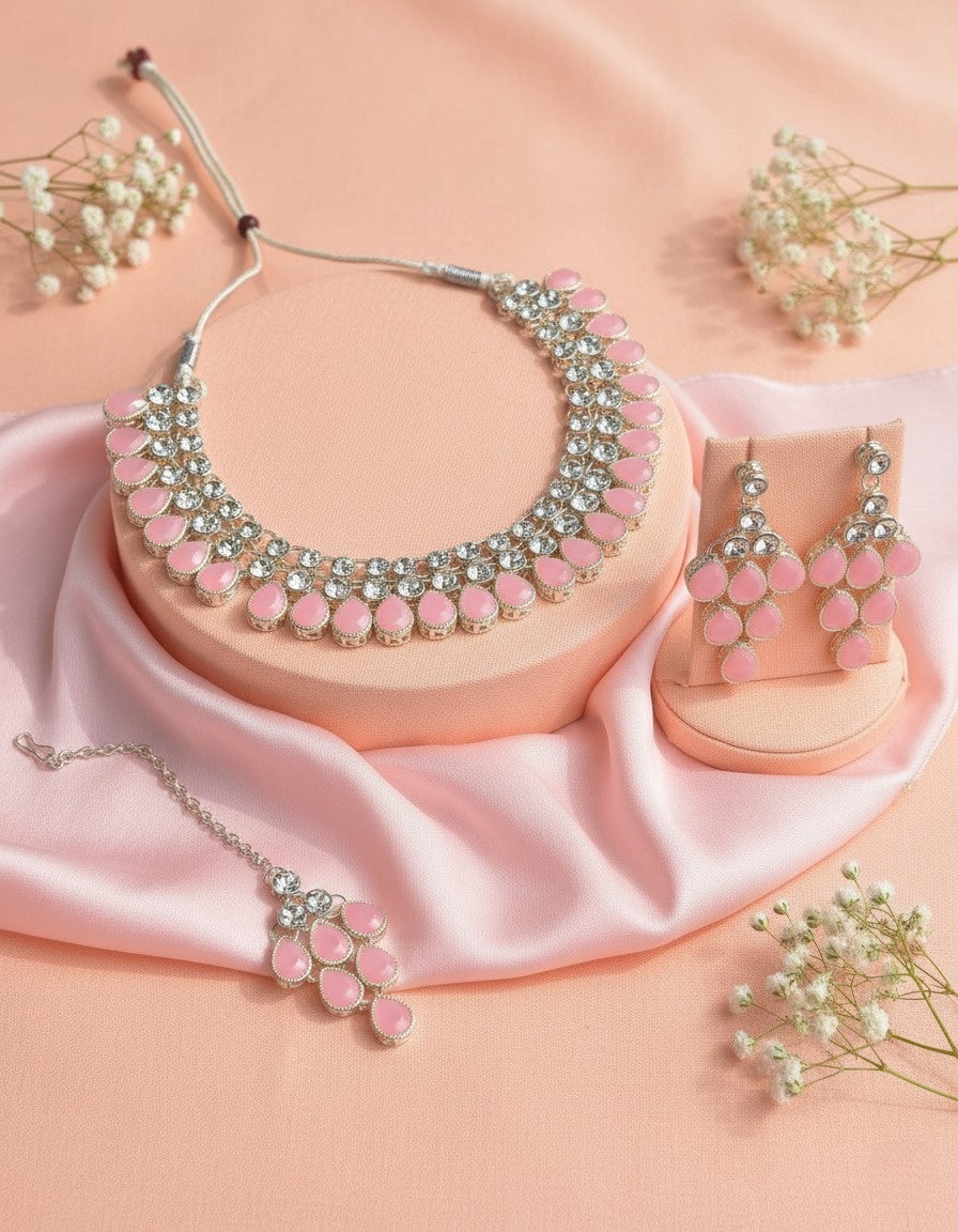 Sondarya Blush Pink & Silver Teardrop Choker Set With Maang Tikka