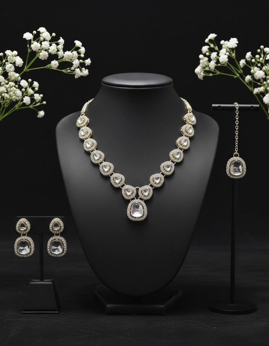 Sondarya Ethereal Ivory Polki-Style Necklace Set With Maang Tikka