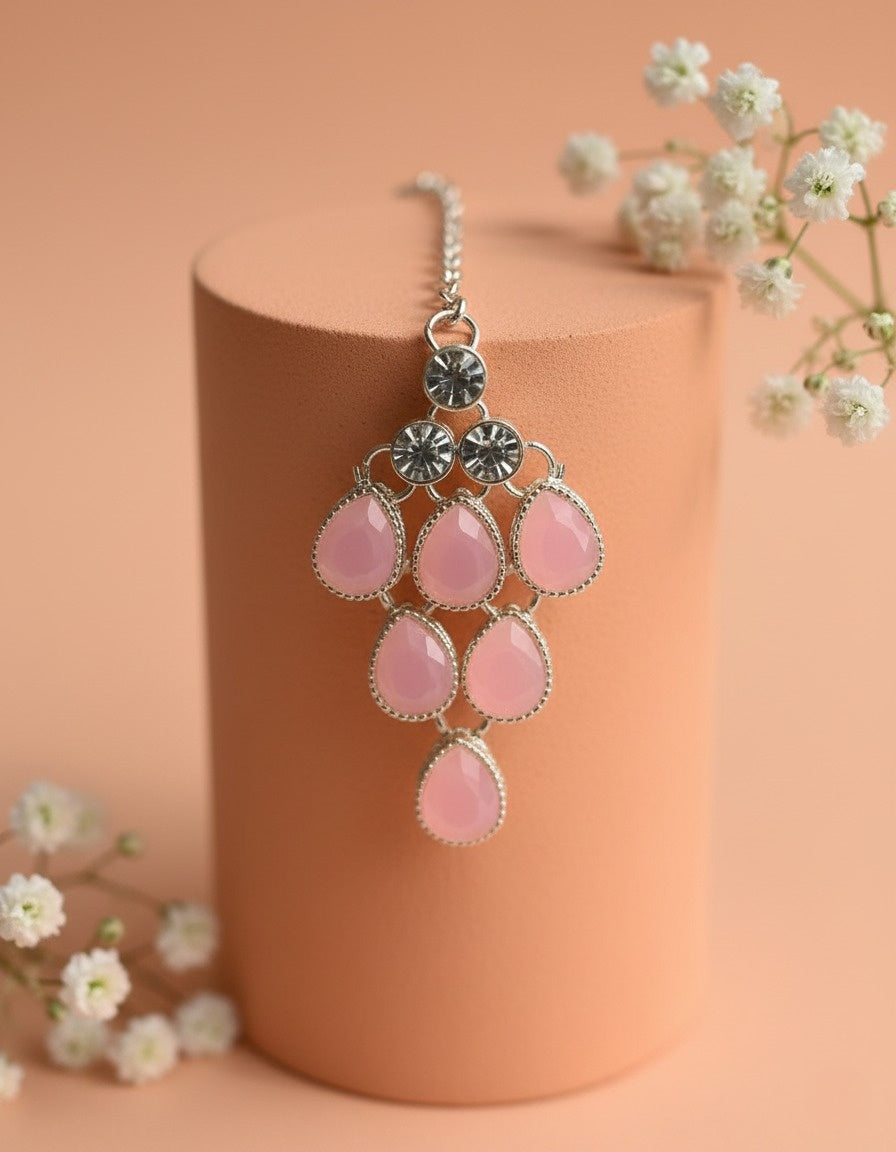 Sondarya Blush Pink & Silver Teardrop Choker Set With Maang Tikka
