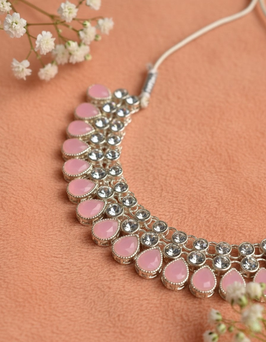 Sondarya Blush Pink & Silver Teardrop Choker Set With Maang Tikka