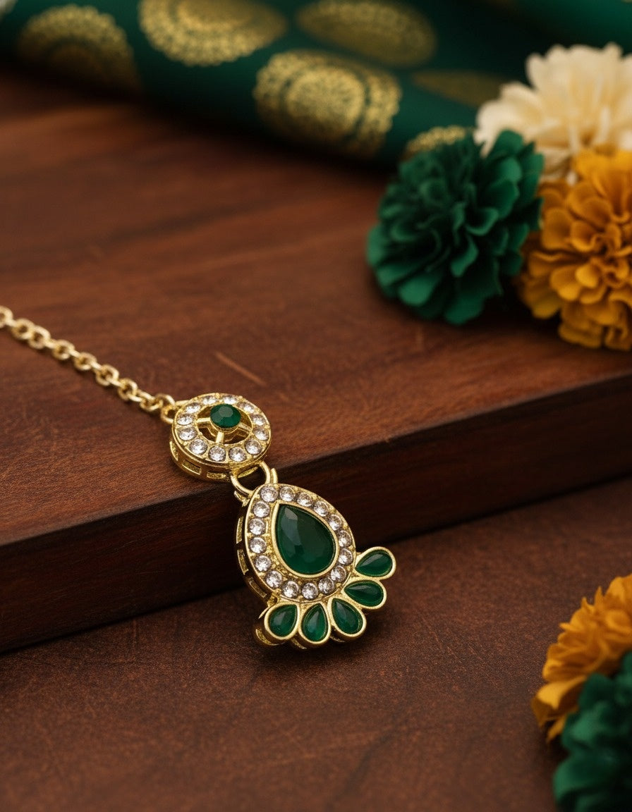Sondarya Verdant Bloom Green Necklace Set With Maang Tikka