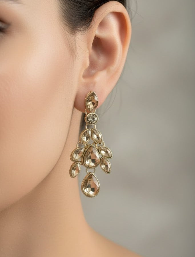 Sondarya Champagne Kundan Drop Necklace Set with Maang Tikka