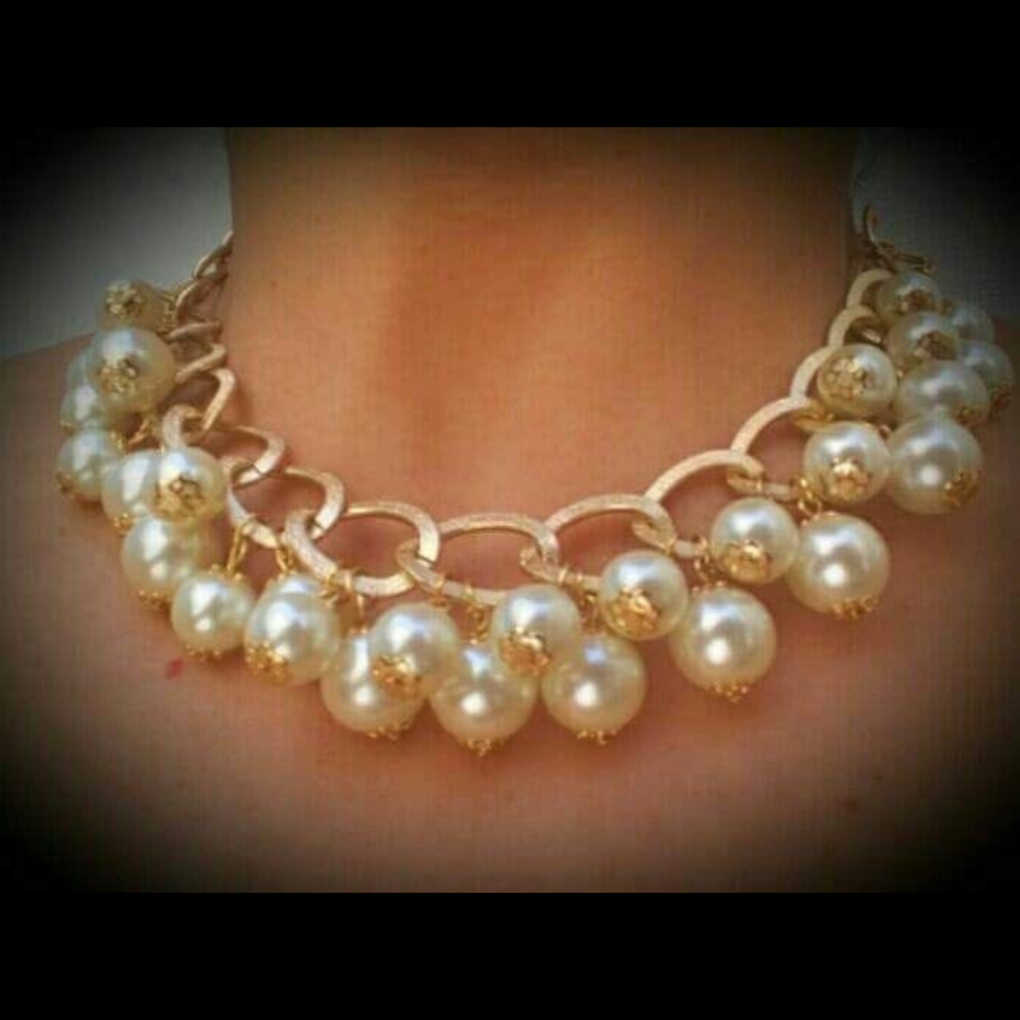 Gold-Toned Link Chain Necklace with Pearl Cluster