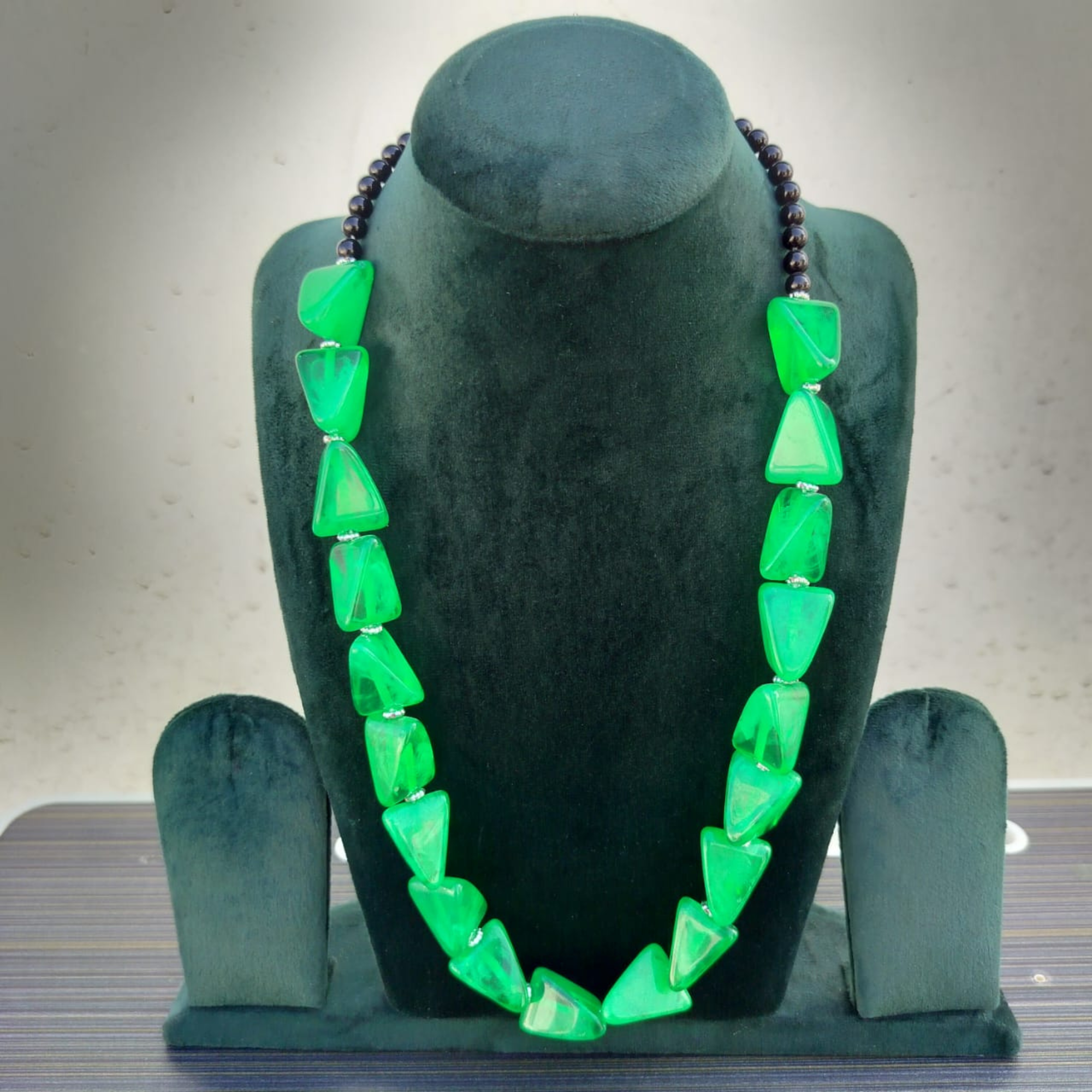 Sondarya Geometric Green Stone Necklace